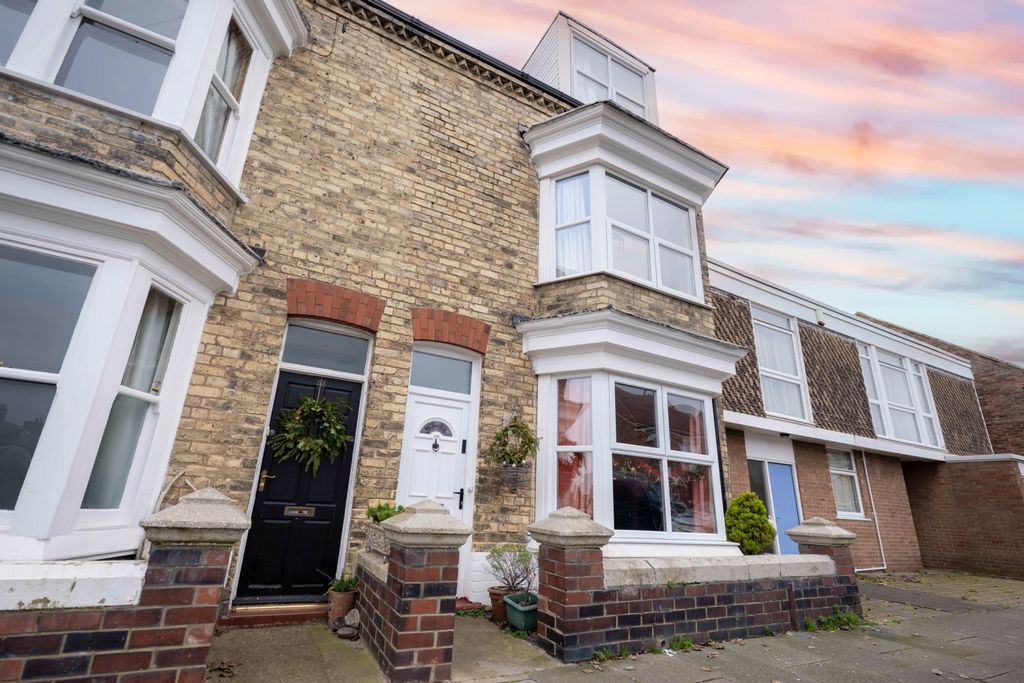 Property photo 1 of 16 Upleatham Saltburn Ewemove-1