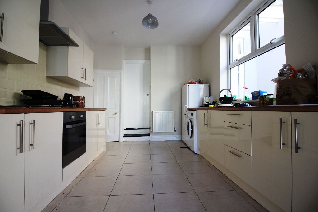 Property photo 3 of 8