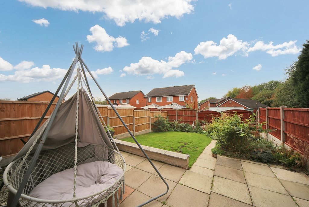 Property photo 2 of 15