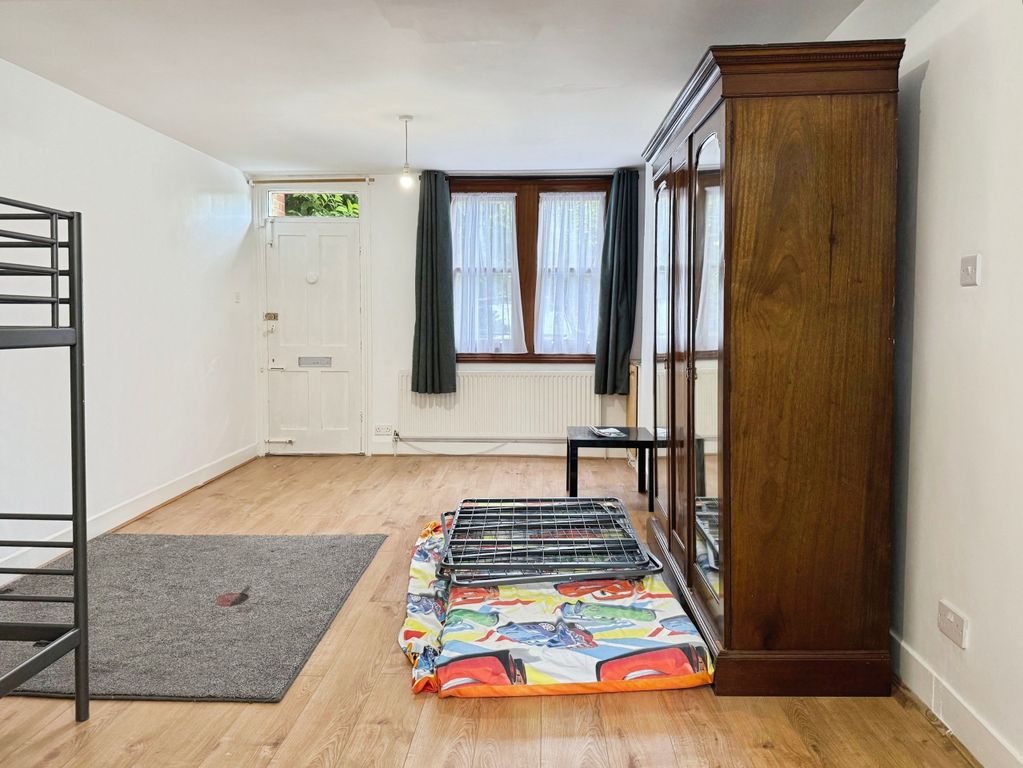 Property photo 2 of 7 72451653-Img_2808.Jpeg