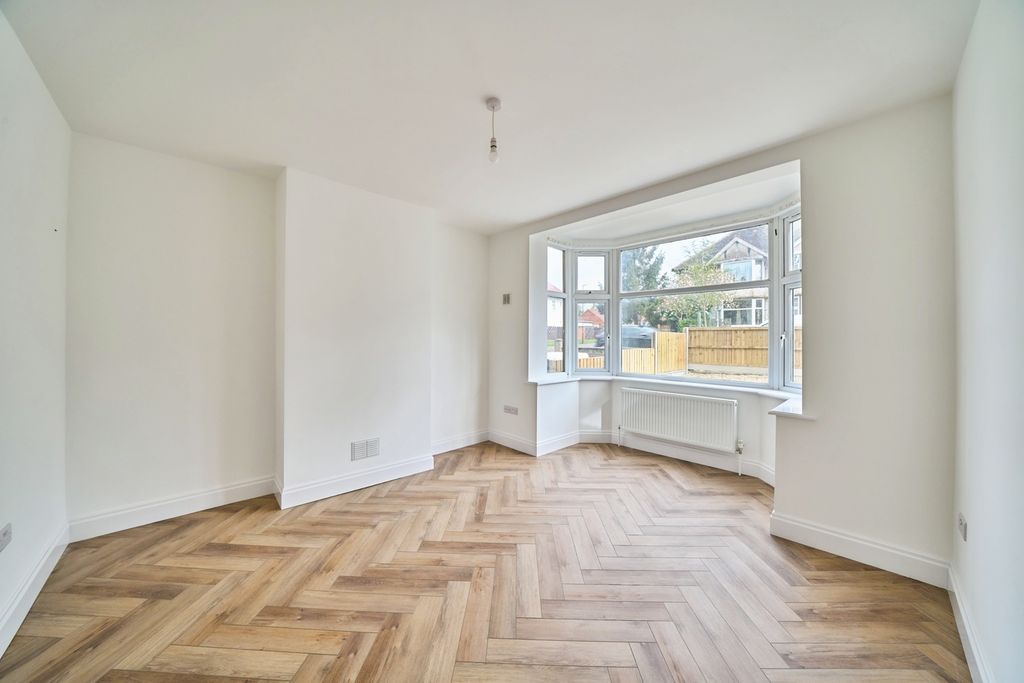 Property photo 2 of 32 Reception Room