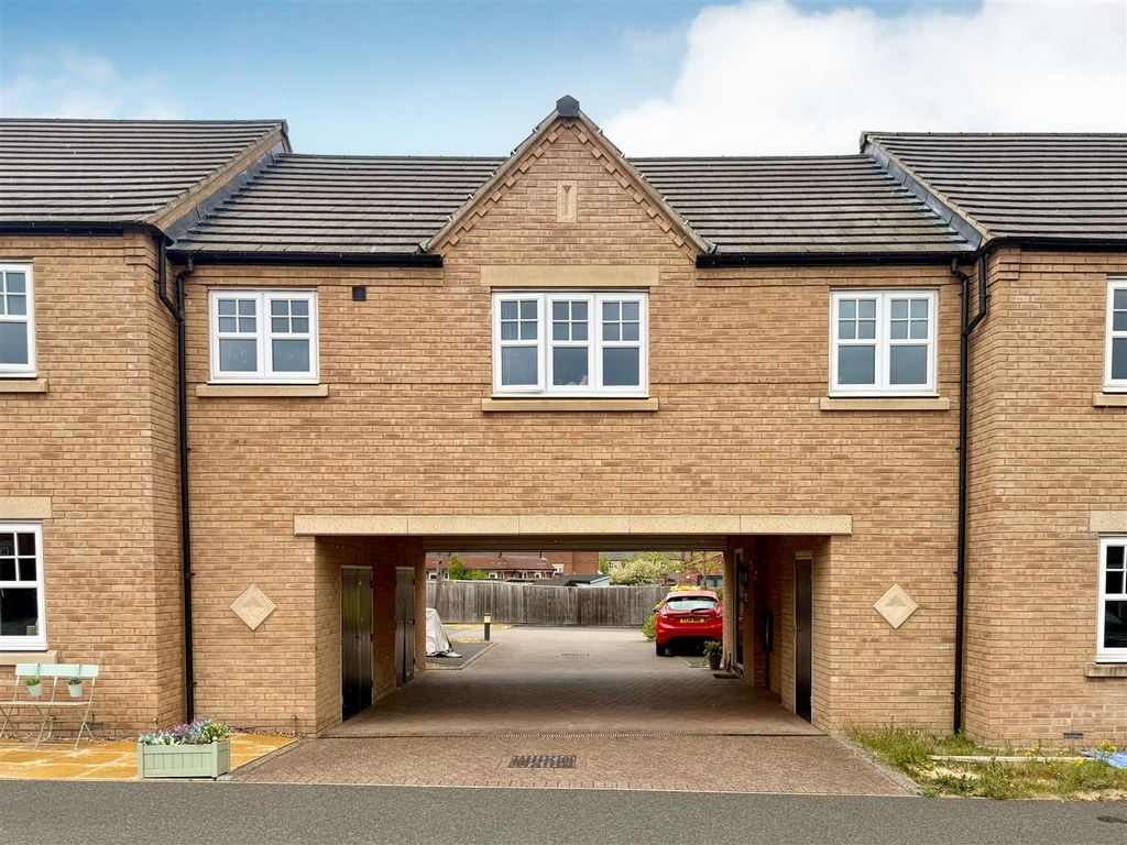 Property photo 1 of 15 1