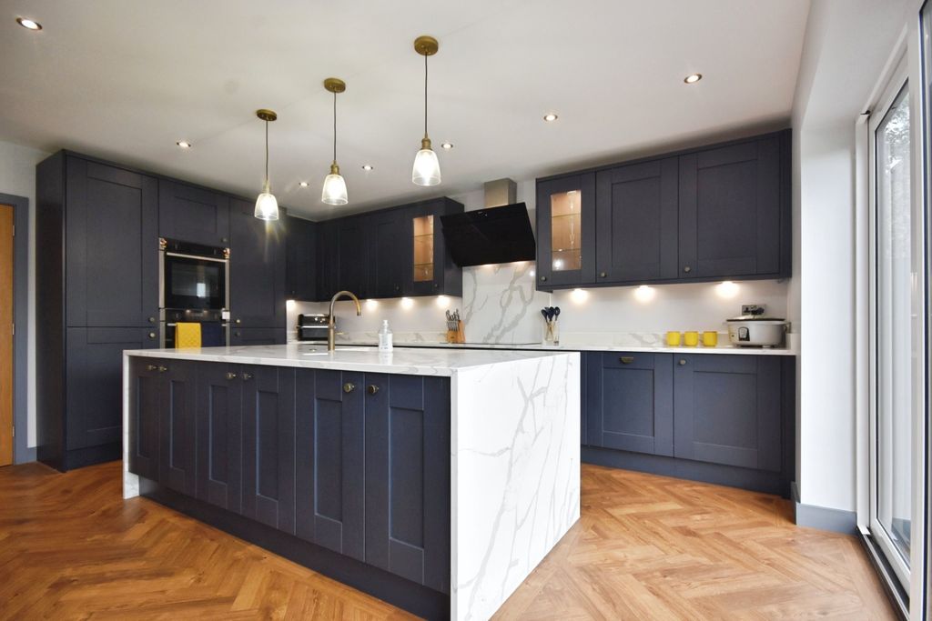 Property photo 2 of 26