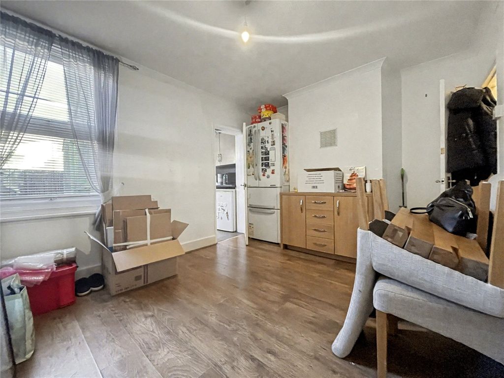 Property photo 3 of 10 Picture No. 13