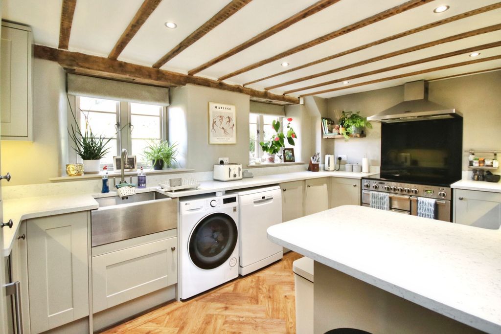 Property photo 2 of 25 Img_1283
