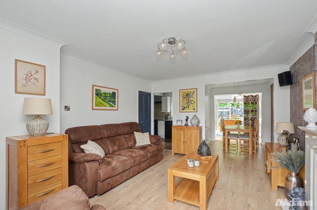 Property photo 3 of 39