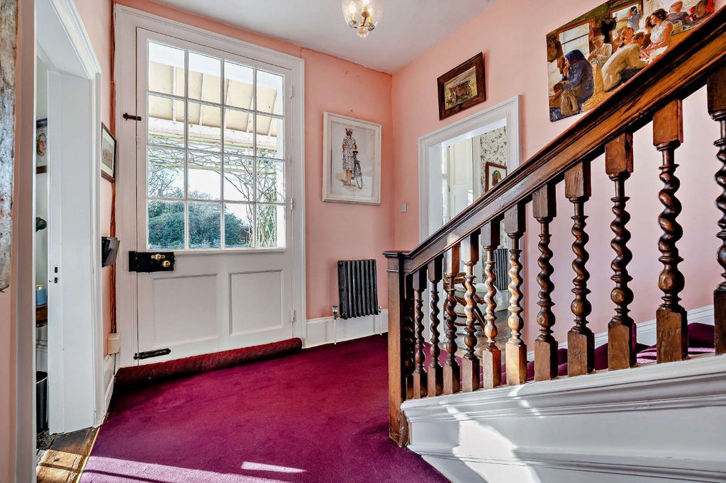 Property photo 3 of 35 Entrance