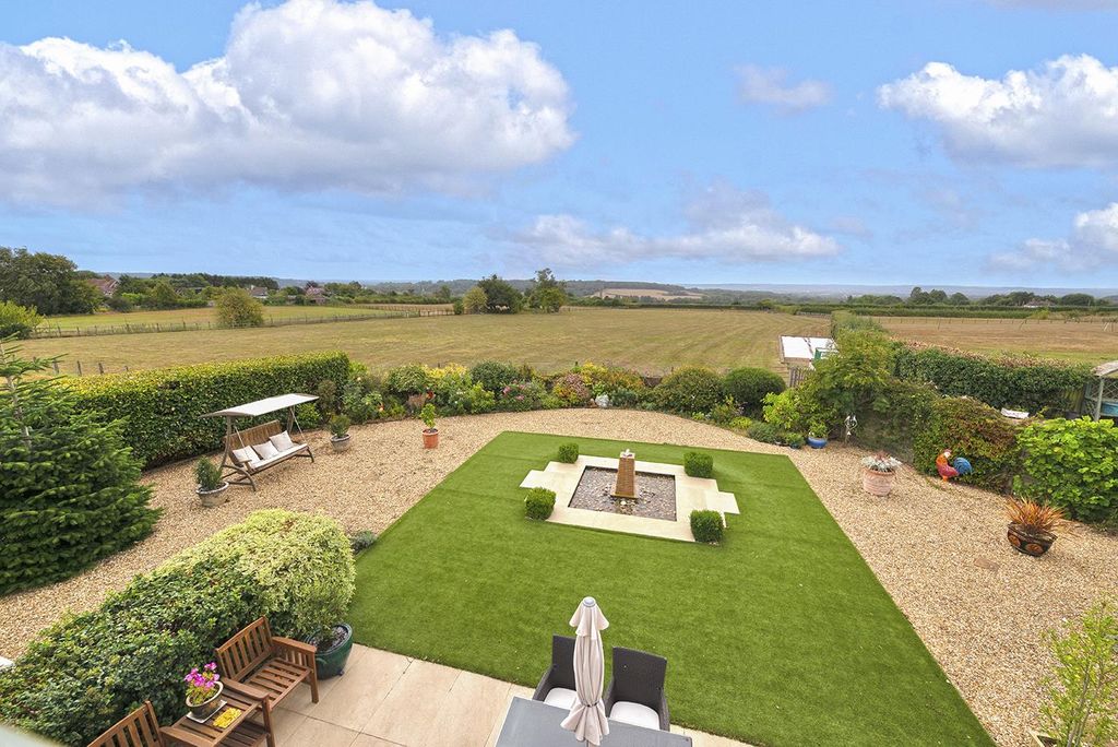 Property photo 2 of 37 16