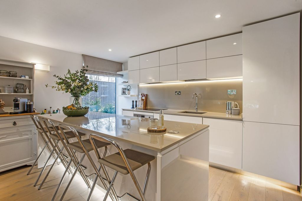 Property photo 2 of 22 Photo 10