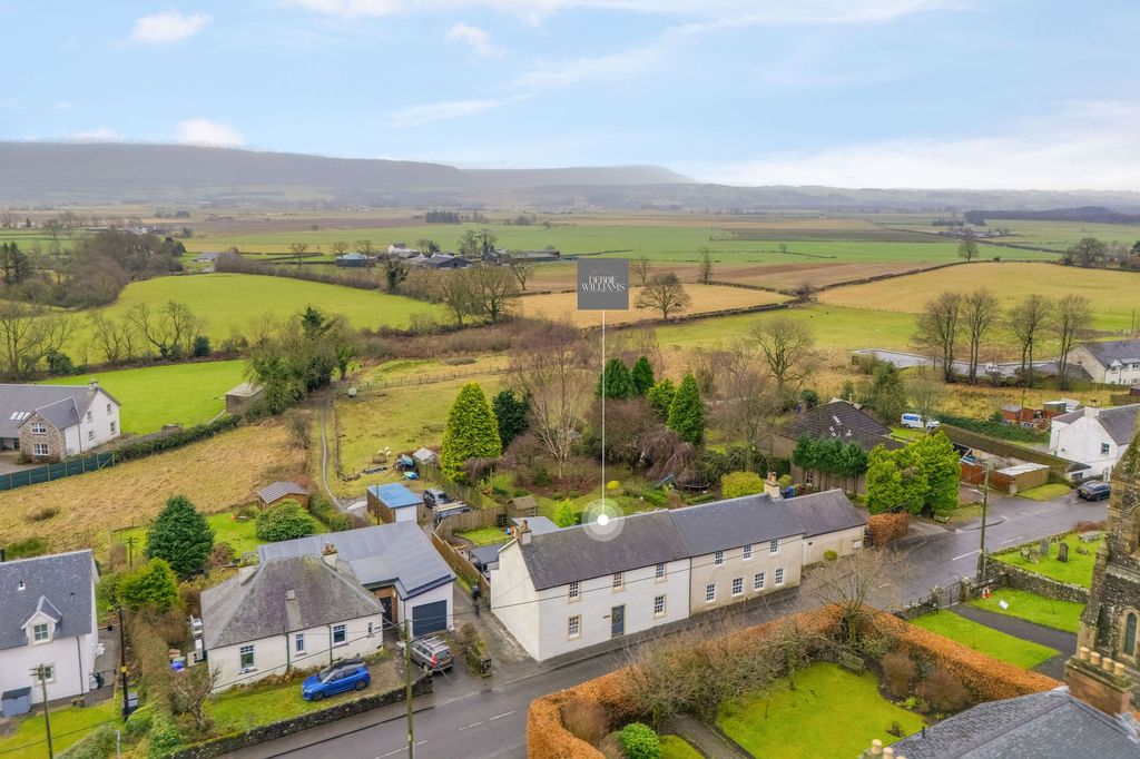 Property photo 1 of 41