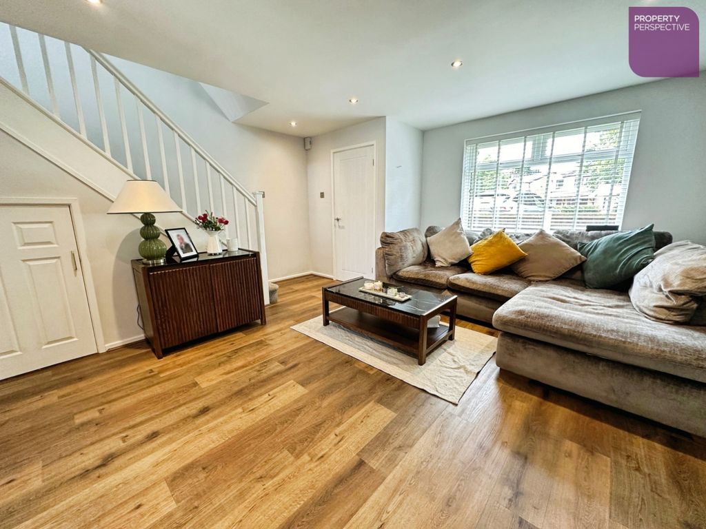 Property photo 3 of 14 Pbox-Img.Jpg