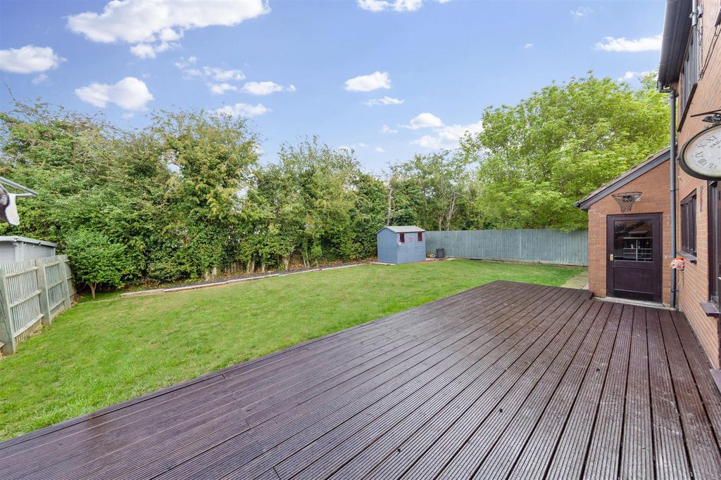Property photo 3 of 26 4Beaconctweb05.Jpg