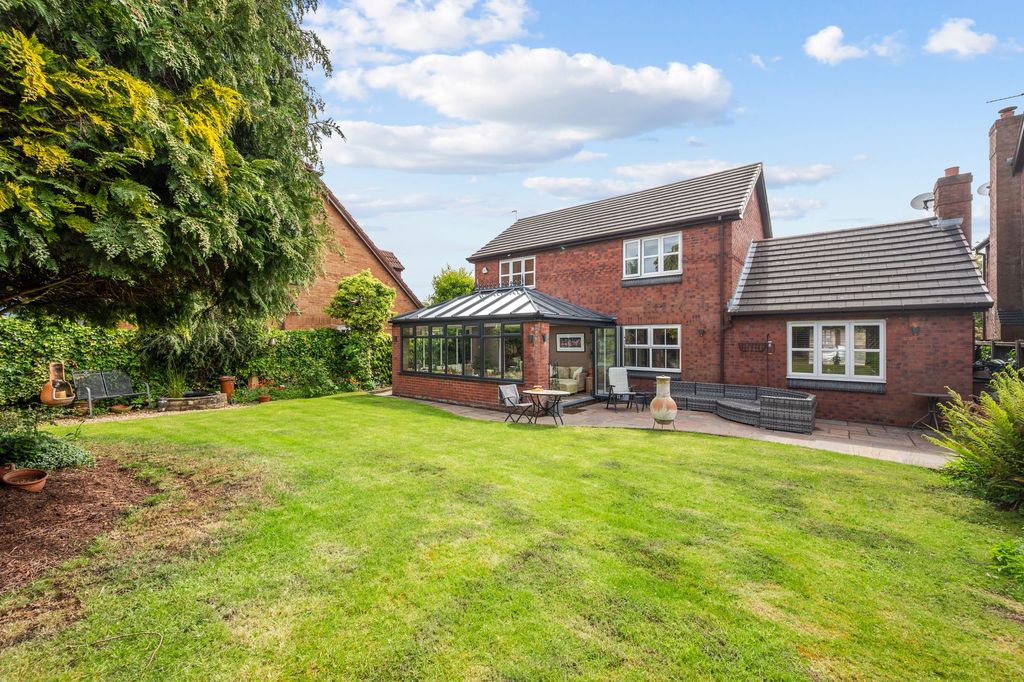 Property photo 3 of 53