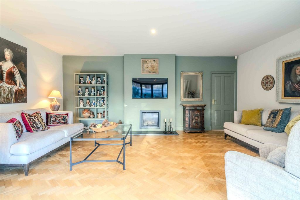 Property photo 2 of 14 Picture No. 07