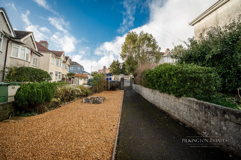 Property photo 2 of 30 4866663