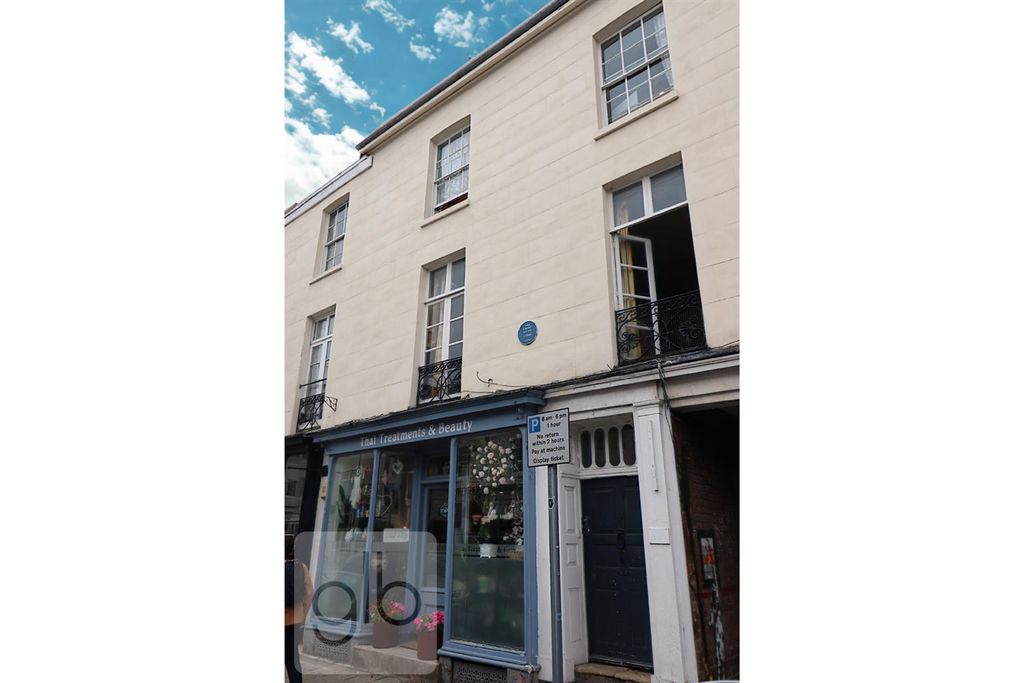 Property photo 1 of 22 1.Png