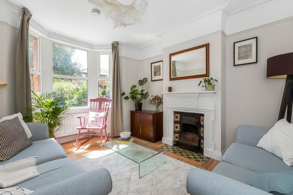 Property photo 2 of 16 2