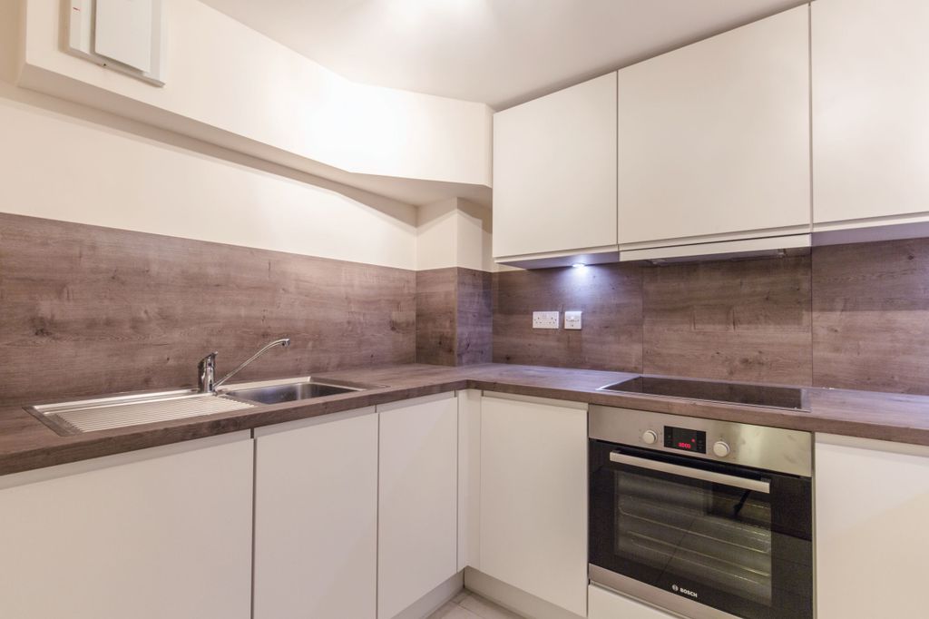 Property photo 1 of 14 Kitchen