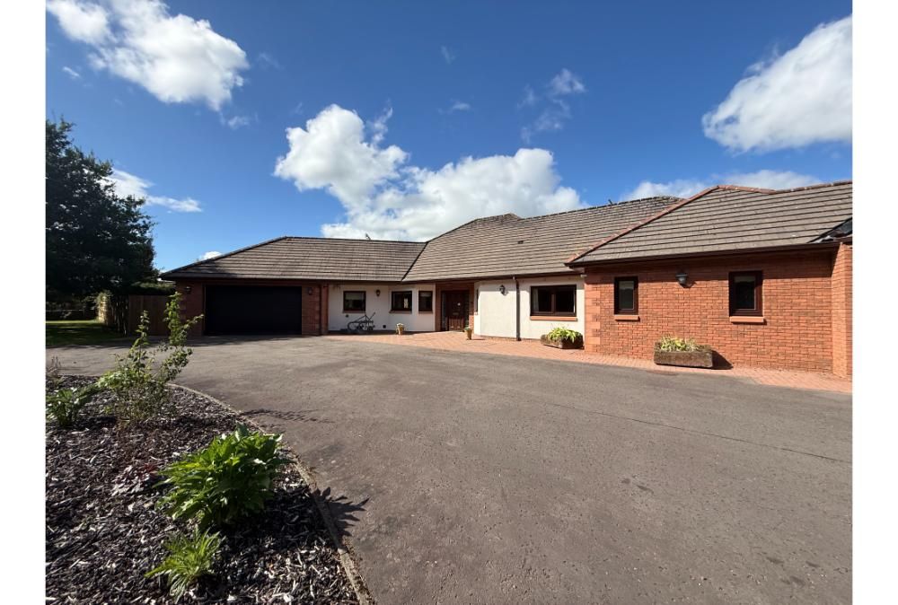 Property photo 2 of 38
