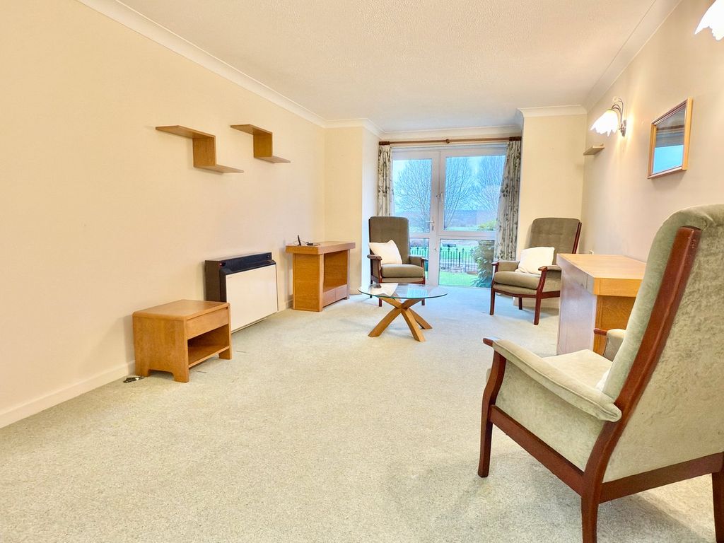 Property photo 2 of 6