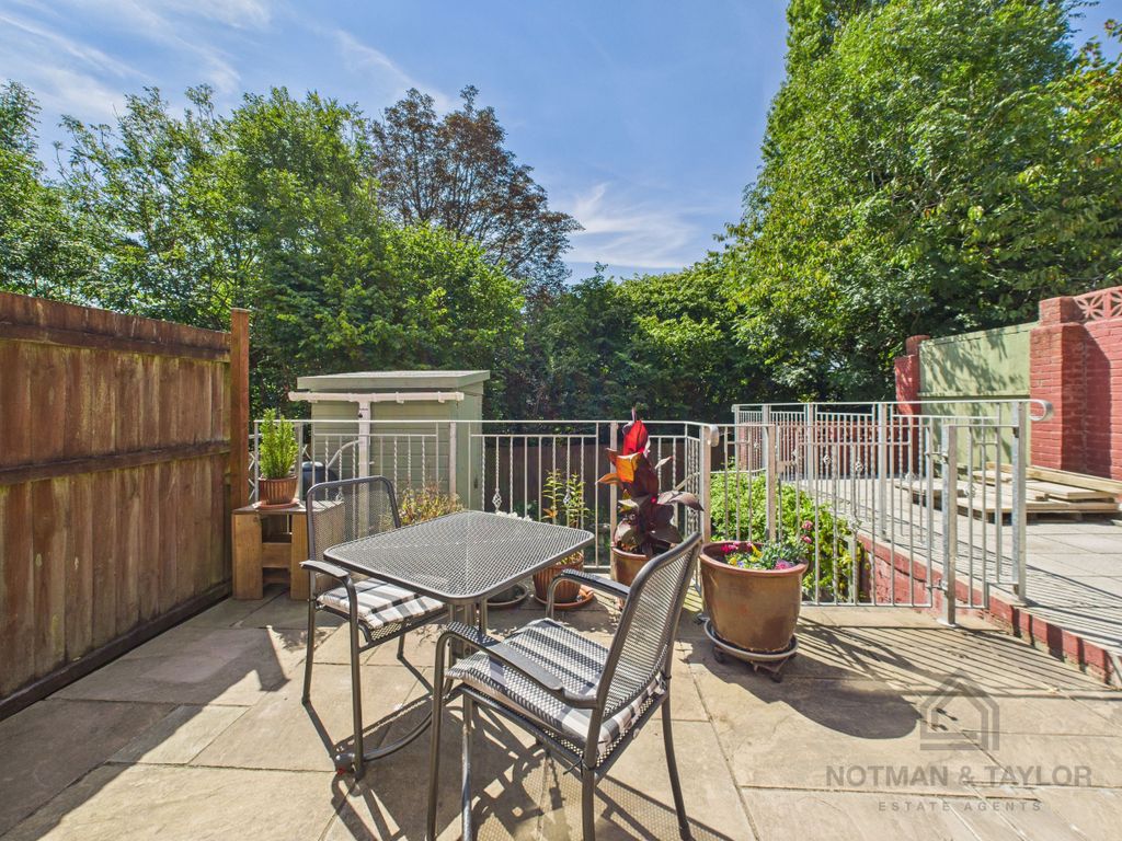 Property photo 3 of 21