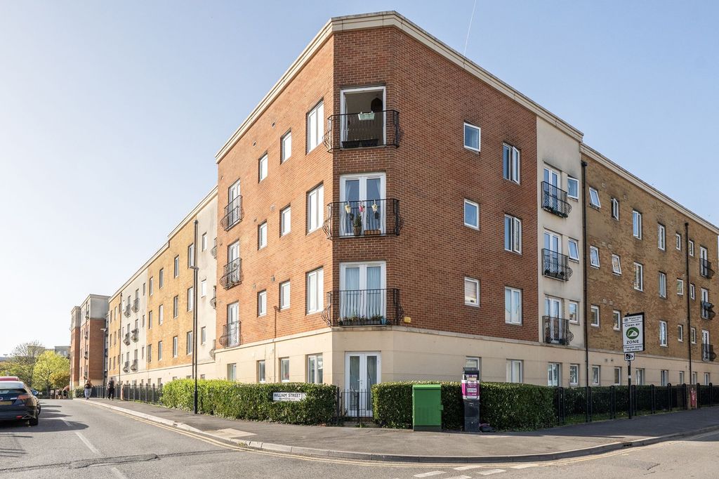 Property photo 1 of 15 Front Elevation Of Development