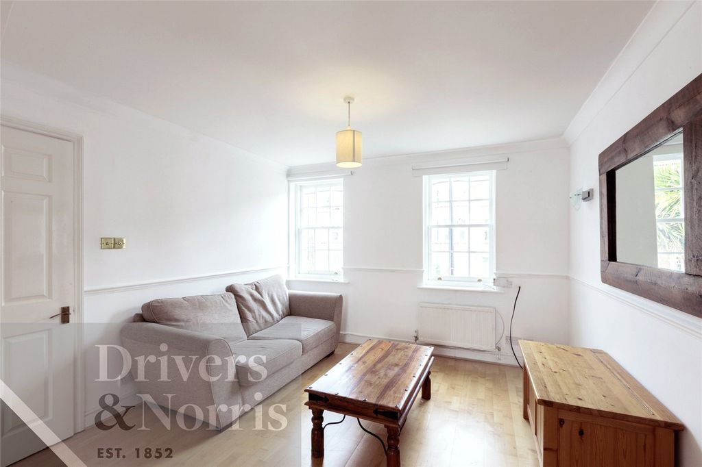 Property photo 1 of 8 Picture No. 20