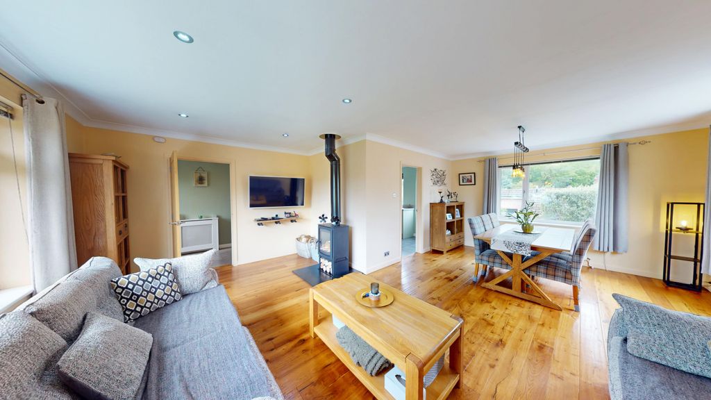 Property photo 2 of 20 9-Grovedale-Close-05152026_172315