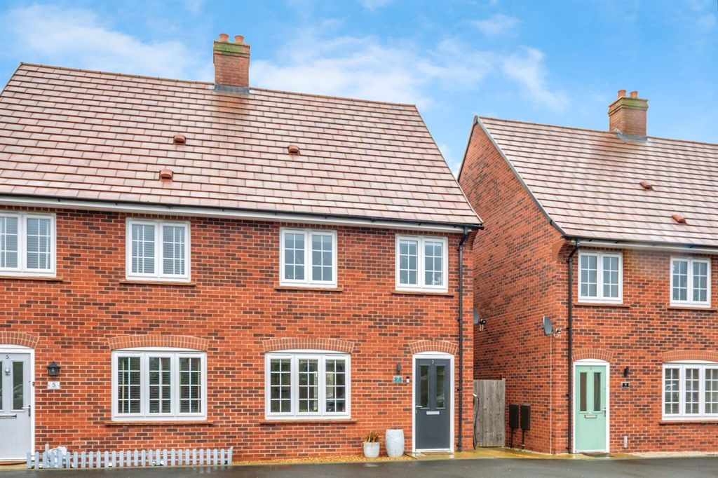 Property photo 1 of 20