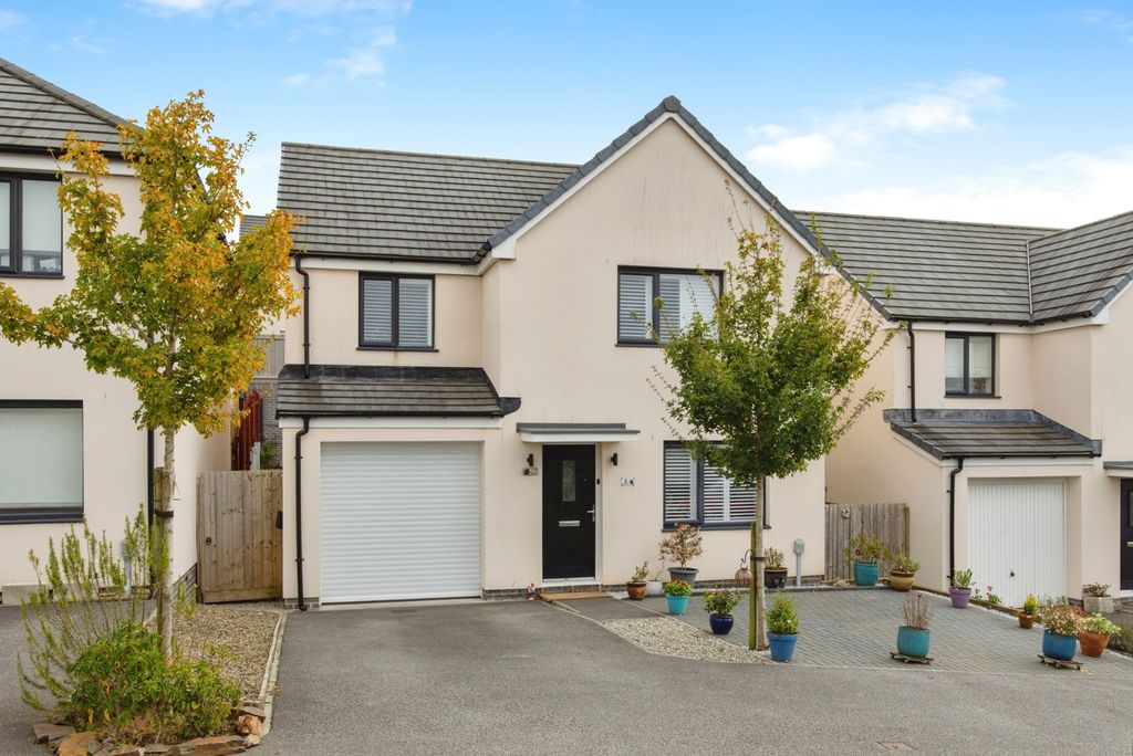 Property photo 1 of 18 Photo