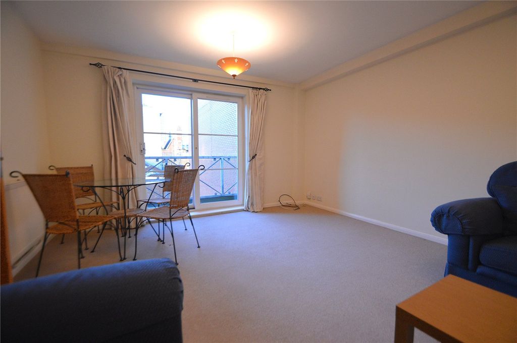 Property photo 2 of 6 Picture No. 05