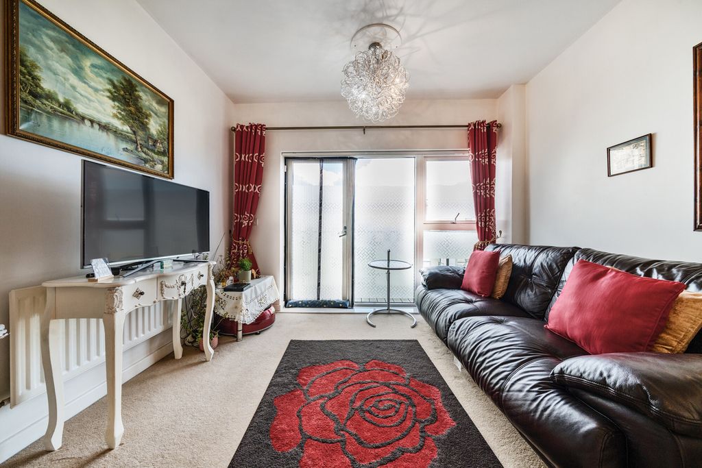 Property photo 3 of 20 Reception Room