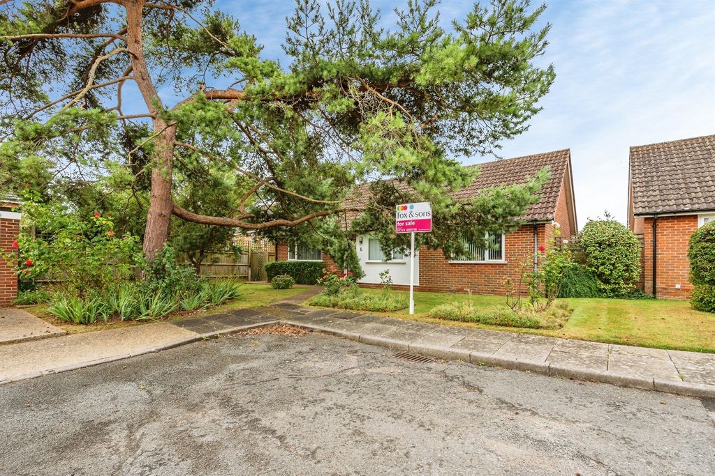 Property photo 1 of 18