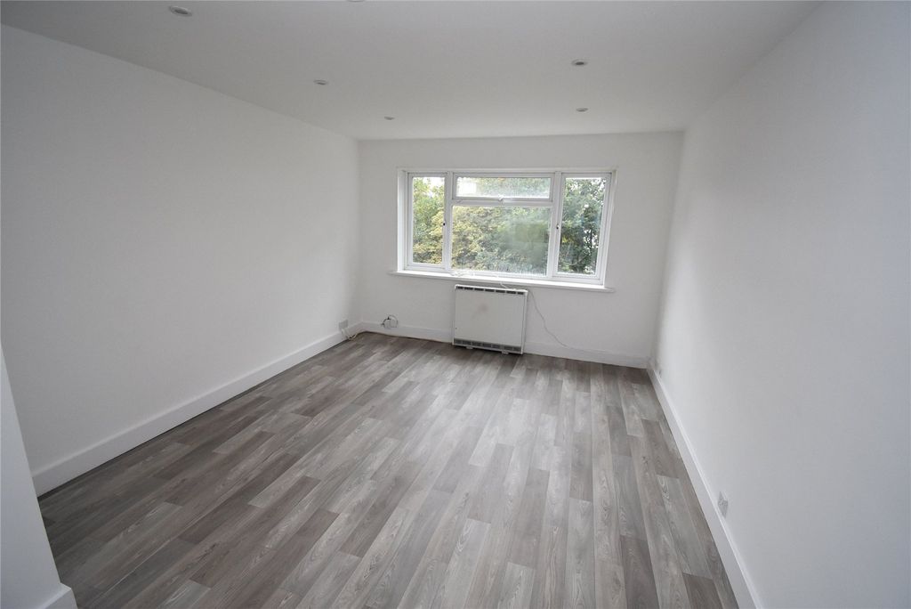 Property photo 2 of 11 Picture No. 07