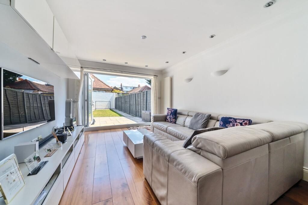 Property photo 1 of 20