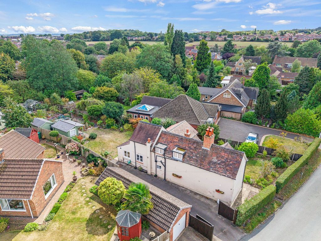 Property photo 3 of 33