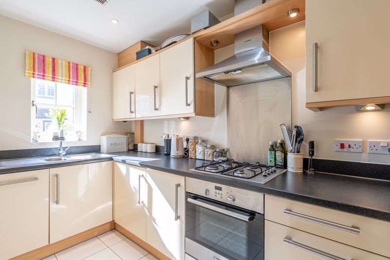 Property photo 3 of 11 Photo 6