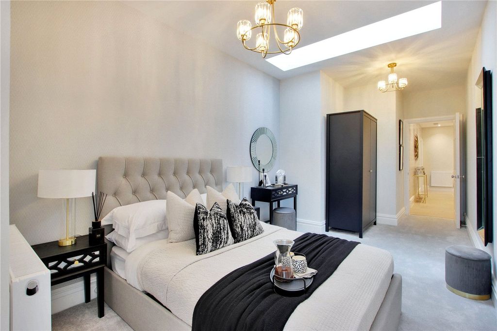 Property photo 3 of 9 Show Home Bedroom