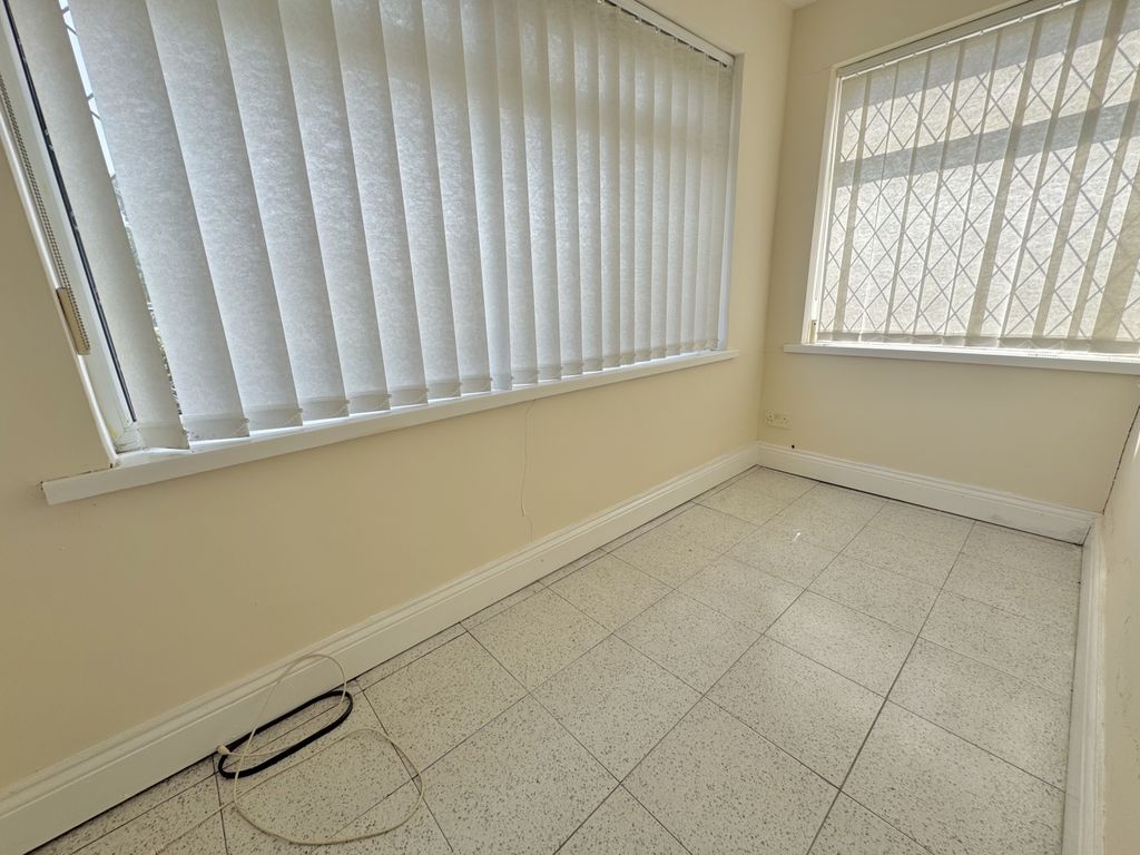 Property photo 3 of 13 Img_1689