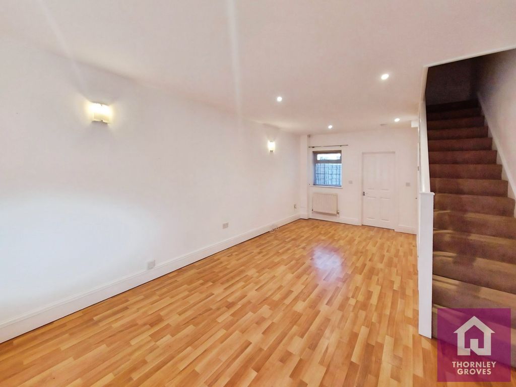 Property photo 2 of 13 Picture No. 09