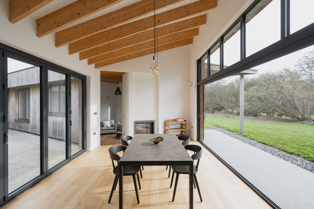 Property photo 3 of 36 263649 - Pivot House, Reymerston-6.Jpg