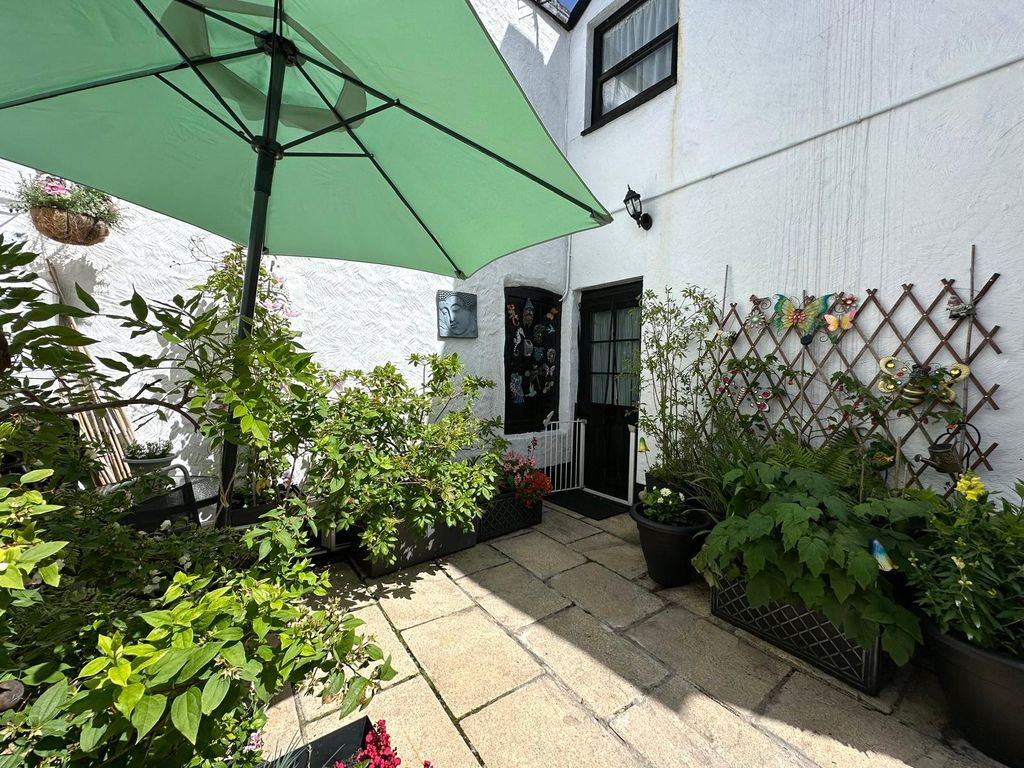 Property photo 2 of 22 Picture No. 36