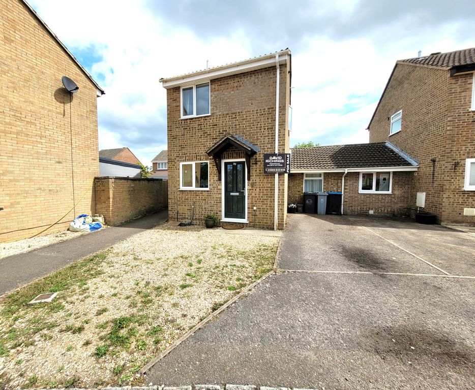 Property photo 1 of 16 1000051896