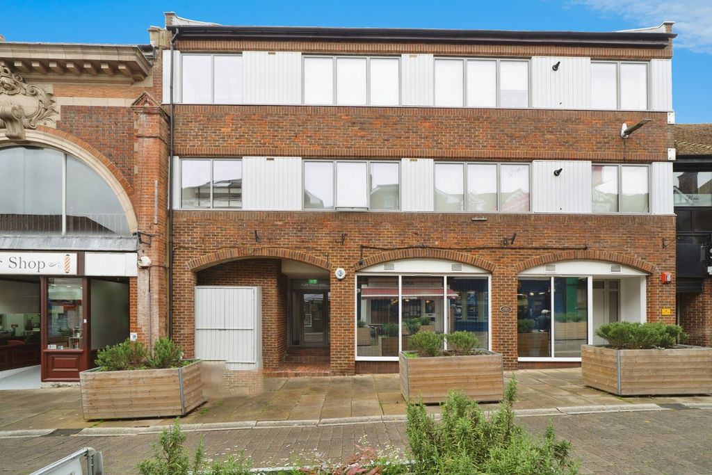 Property photo 3 of 13 Photo