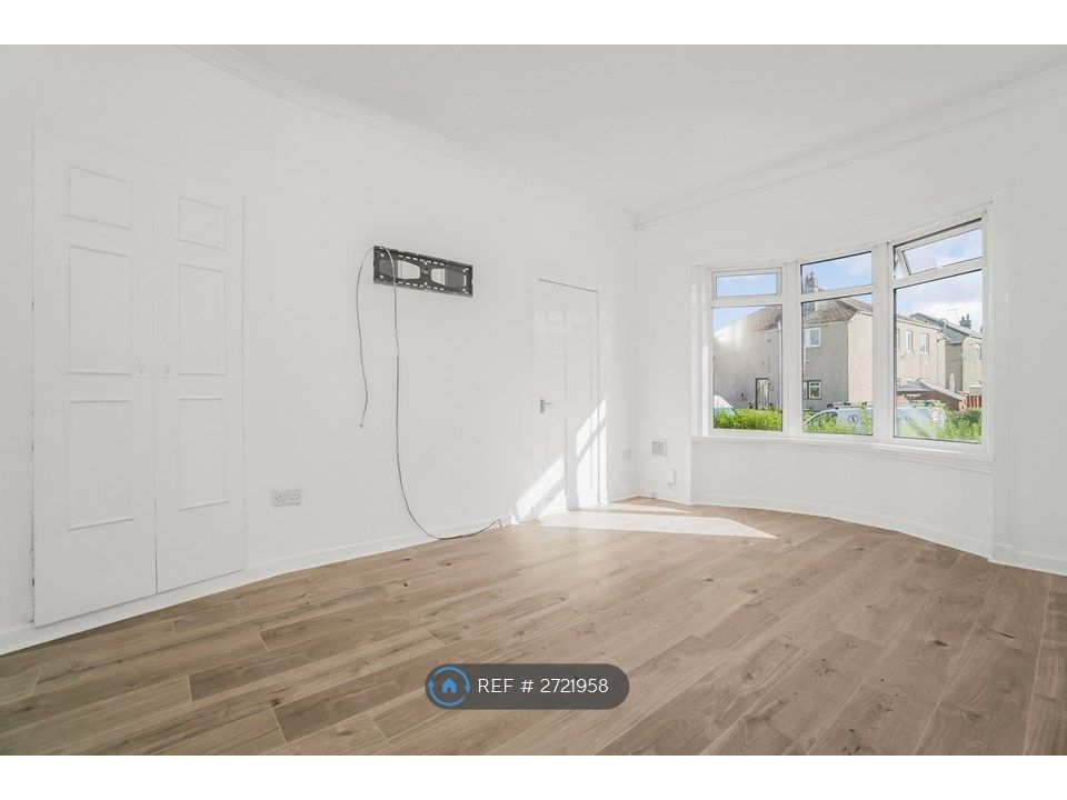 Property photo 1 of 28