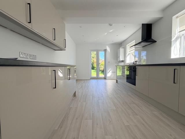 Property photo 2 of 12 Kitchen/Diner