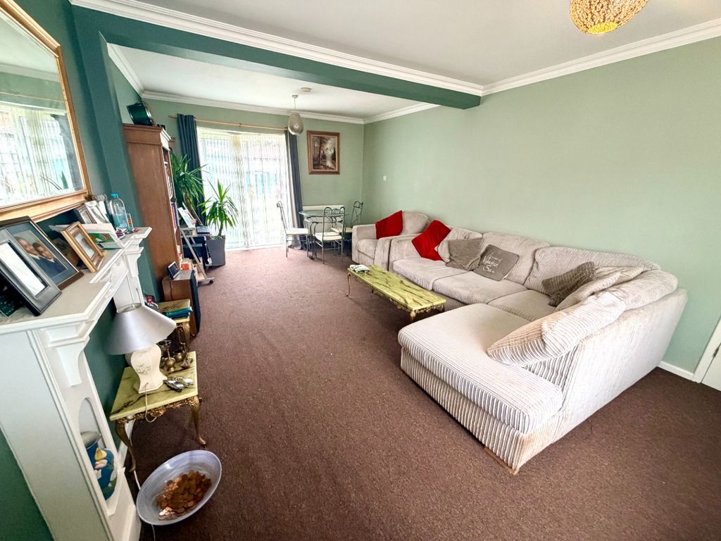 Property photo 2 of 12 5292291