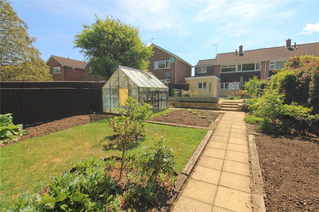 Property photo 2 of 22 Picture No. 06