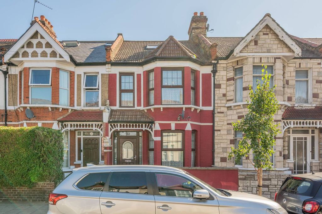 Property photo 1 of 17