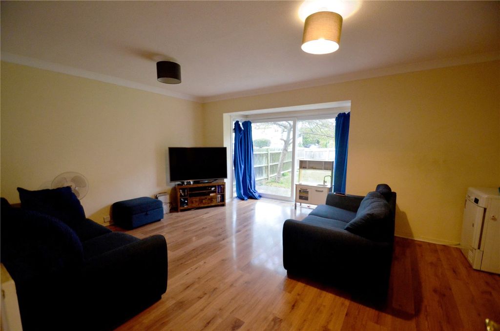 Property photo 2 of 11 Picture No. 02